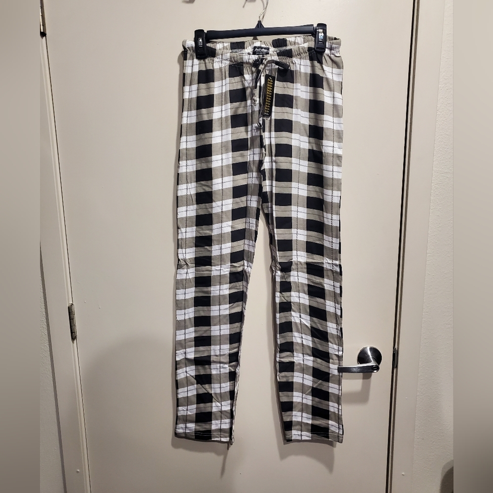Women Justify Love Black Pajamas Small